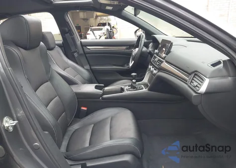 2018 Honda Accord Sport 2.0T z USA, uszkodzony, nr VIN 1HGCV2E36JA041307